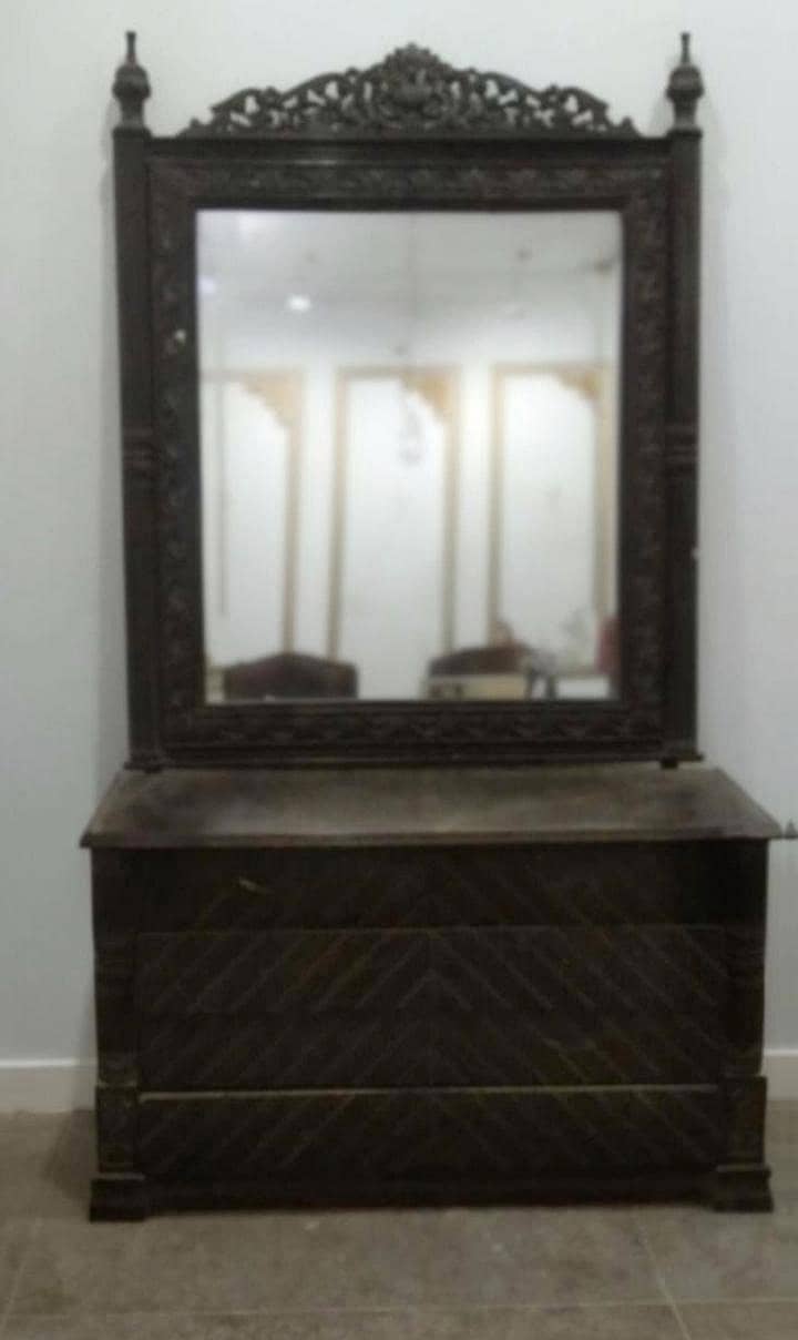 chinyoti dressing table with mirror 0