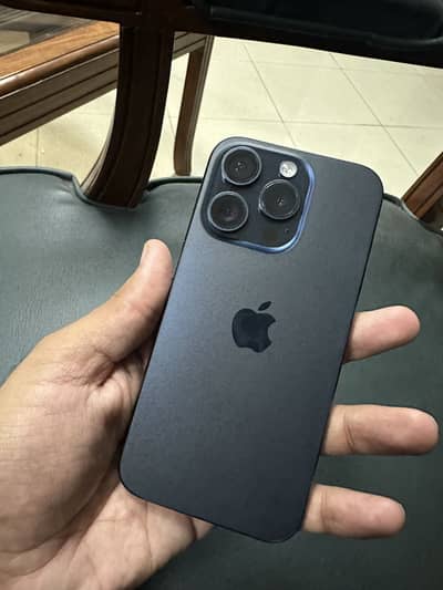 I Phone 15 Pro 256 GB JV BH 87%
