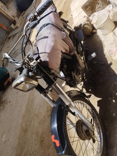 Dhoom Dyl cd 70  Model 2018