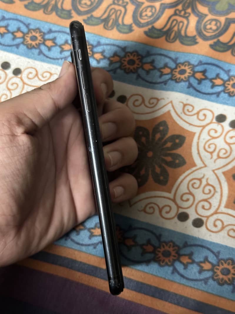 Iphone 7plus pta approved 1