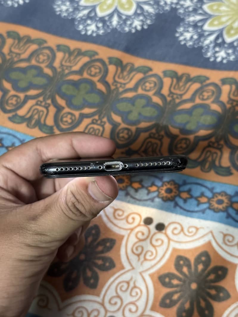 Iphone 7plus pta approved 2