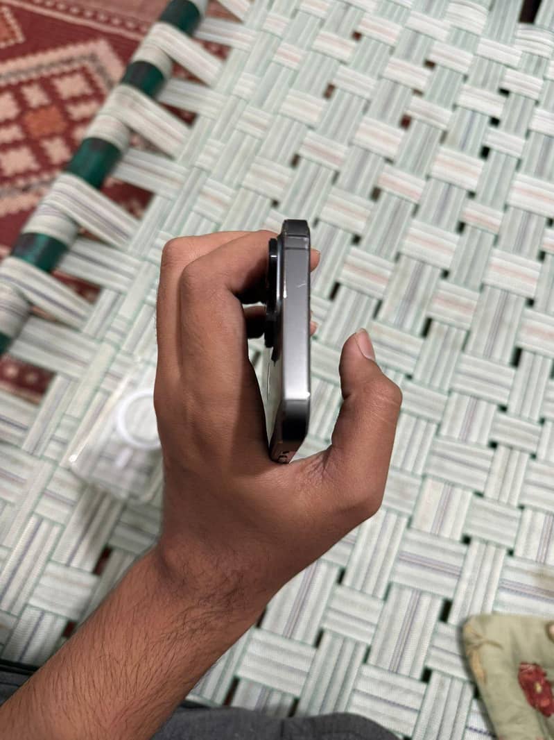 13 pro 6
