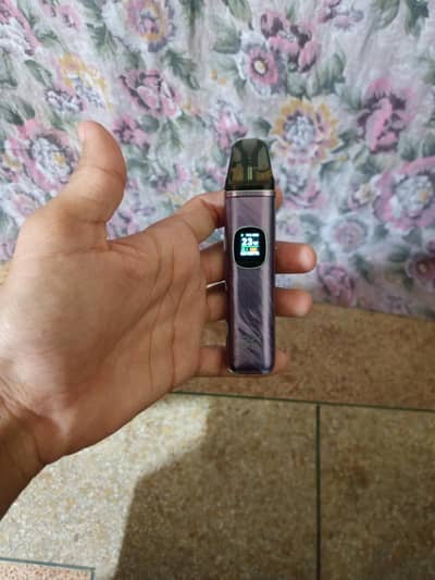 Vape Pod Device 30W — Excellent condition rechargeable.