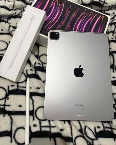 Ipad pro M4 pro Complete box 512gb contact WhatsApp 0329,16,64,108