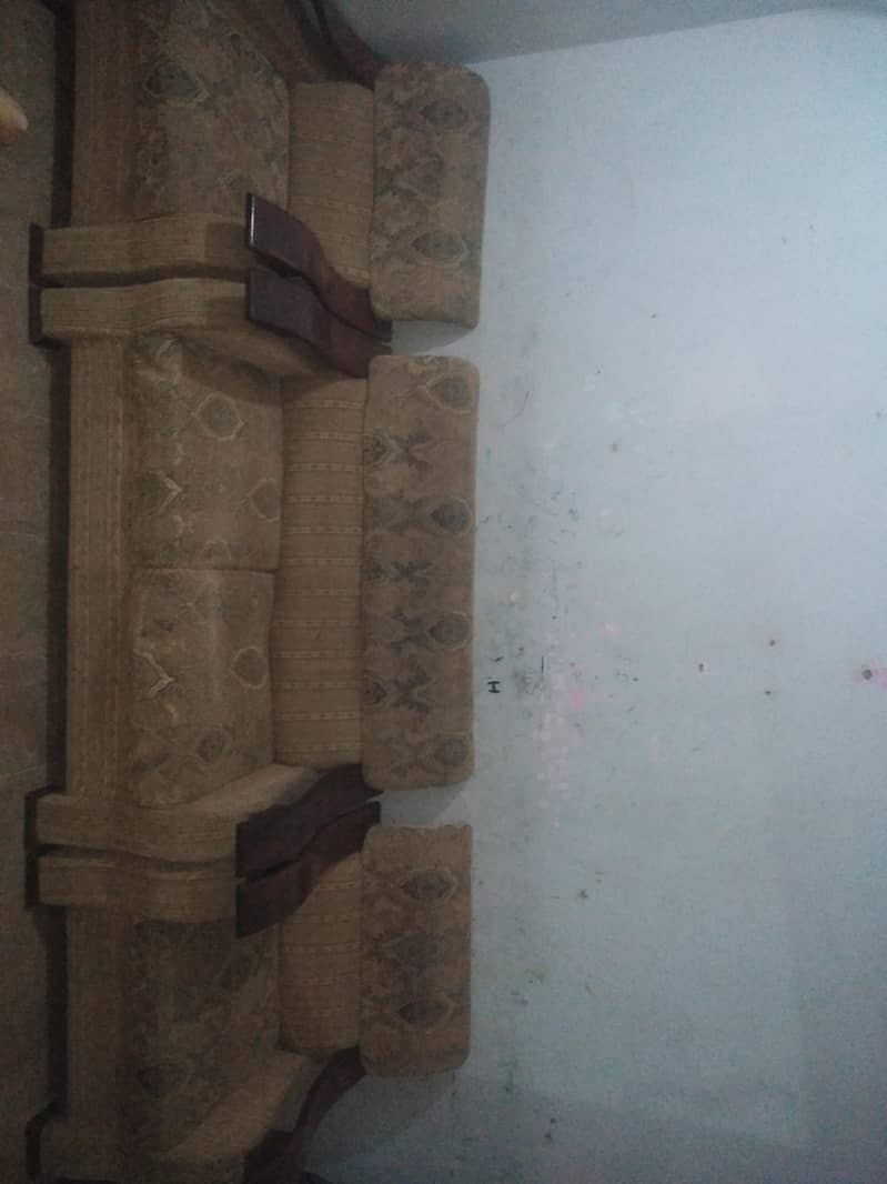 4 seater sofay 0
