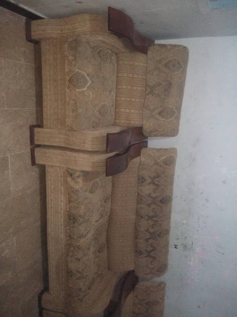 4 seater sofay 1