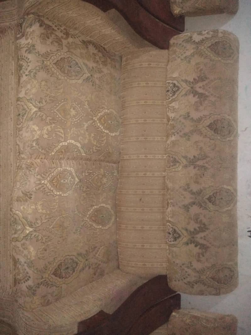 4 seater sofay 2