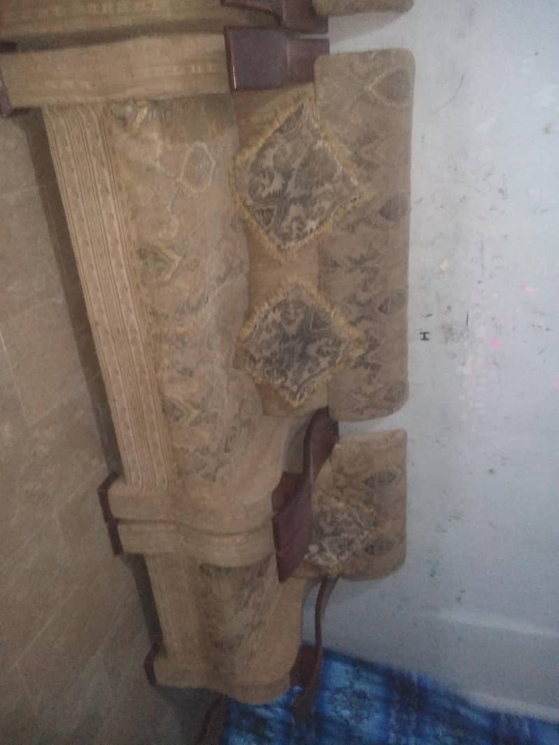 4 seater sofay 5