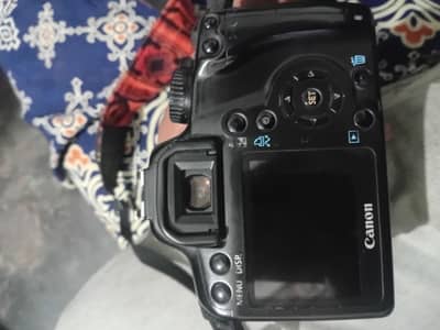 canon 1000 D DSLR camera 10 by 9 connection all ok