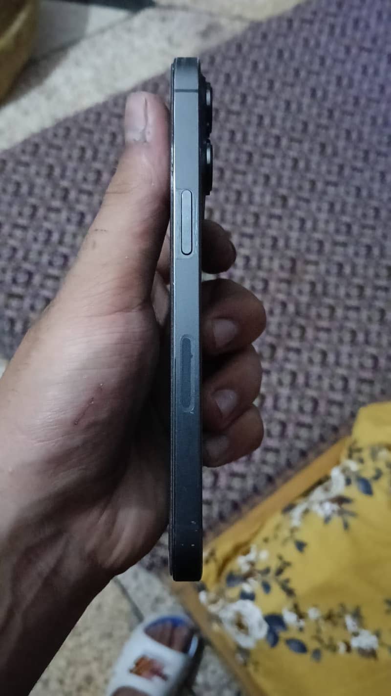Iphone 13 pro 4
