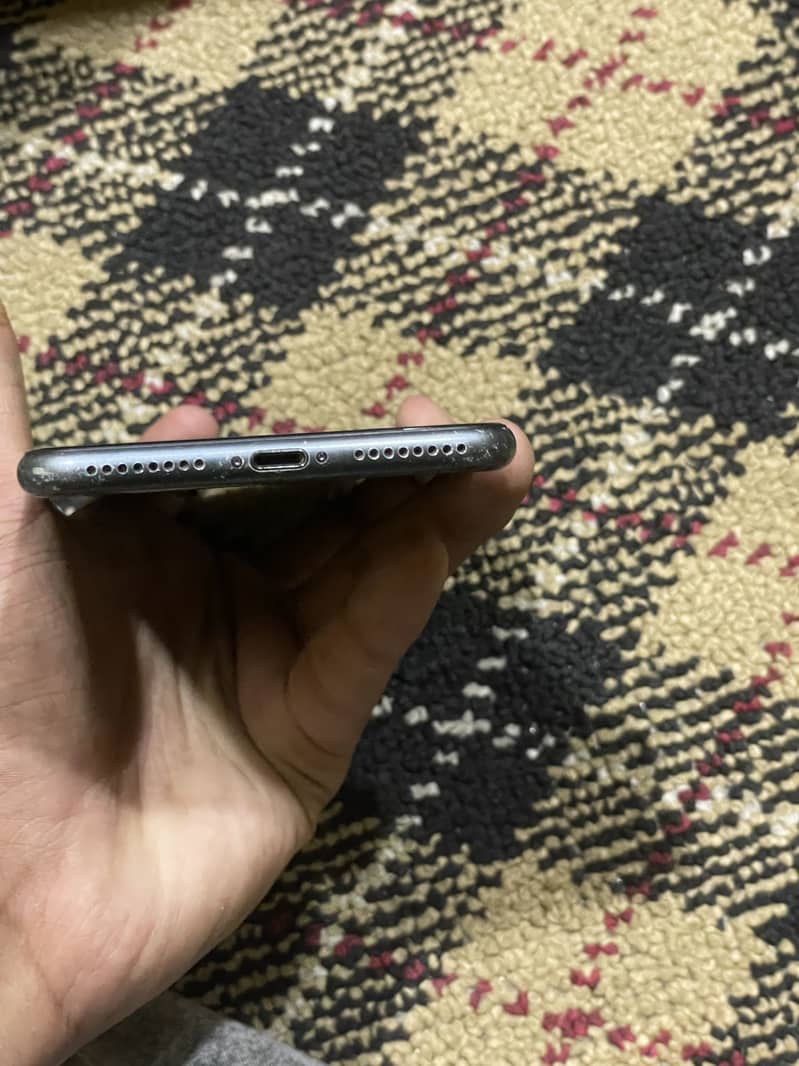 iPhone 8plus 3
