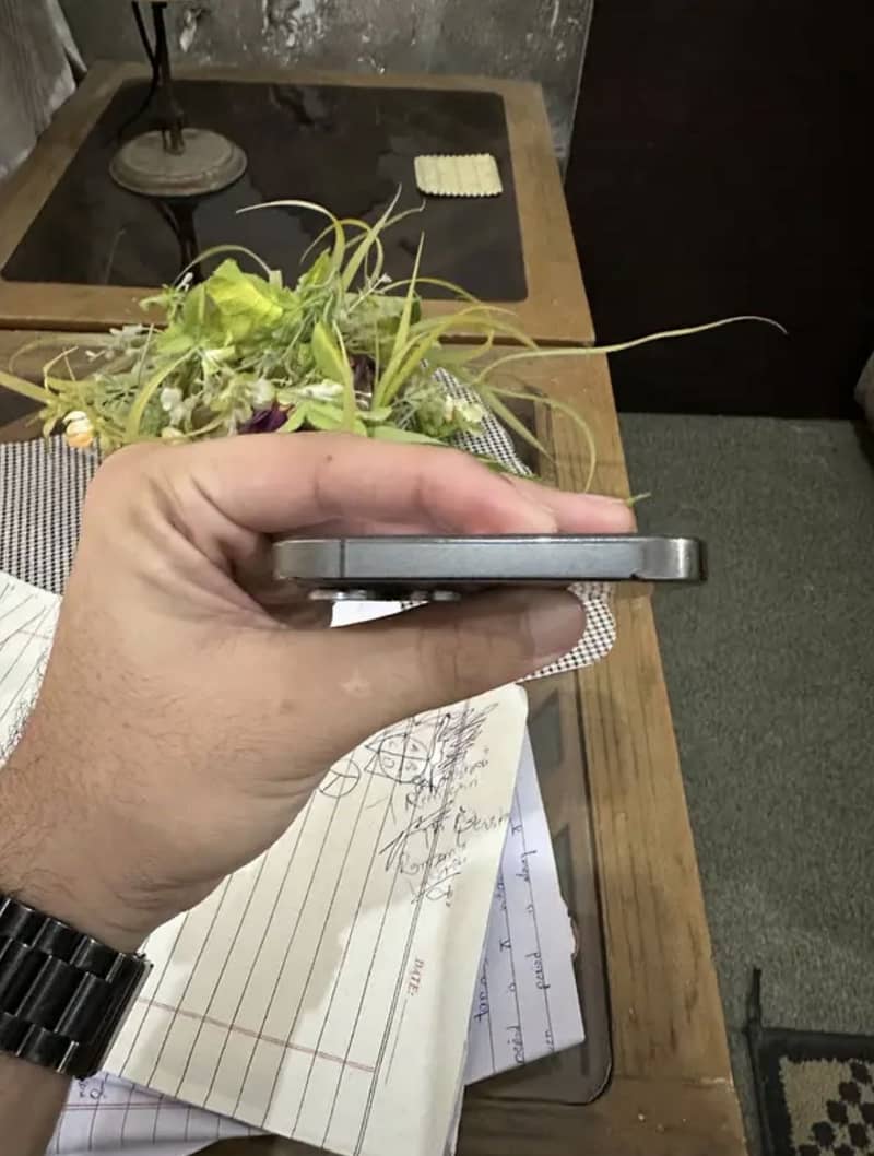 iPhone 12 pro max 2