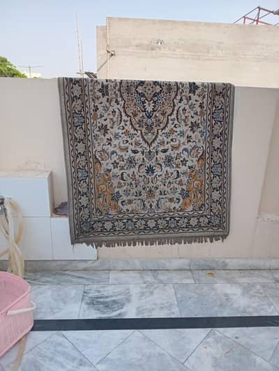 Irani Floor carpet