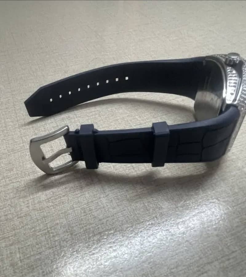 Watch 1