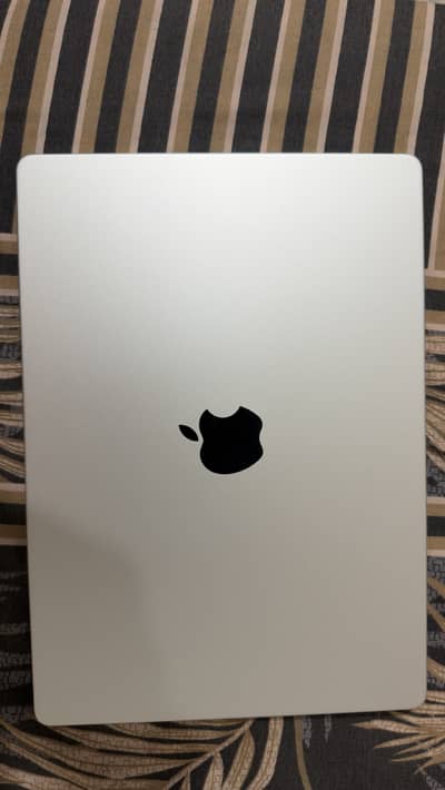 MacBook Pro M4 14-inch