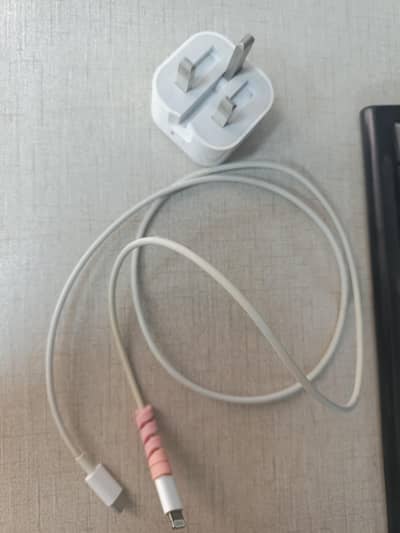 Iphone Original charger with box