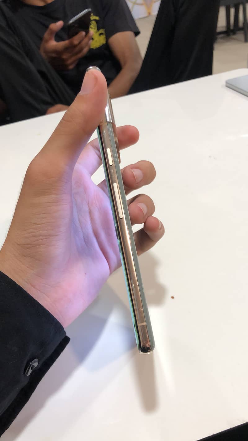 Google pixel 7 pro 4