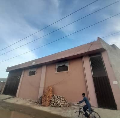 1 Kanal Commerical Wear House For Rent