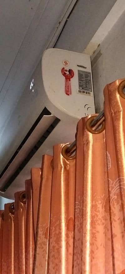 Dowlance AC 1.5 Ton U Band change baki all ok condition 10/9