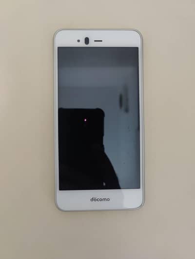 Docomo Fujitsu F-04K 10/10 waterproof