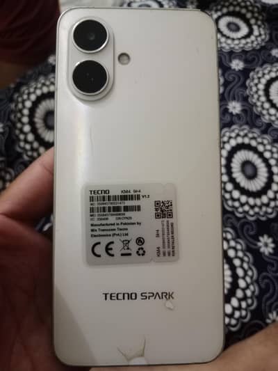 TECNO SPARK Go2