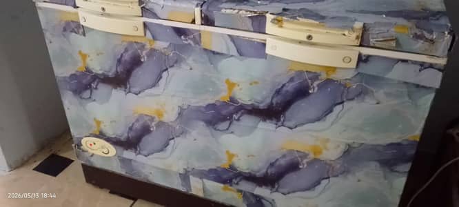 waves Freezer