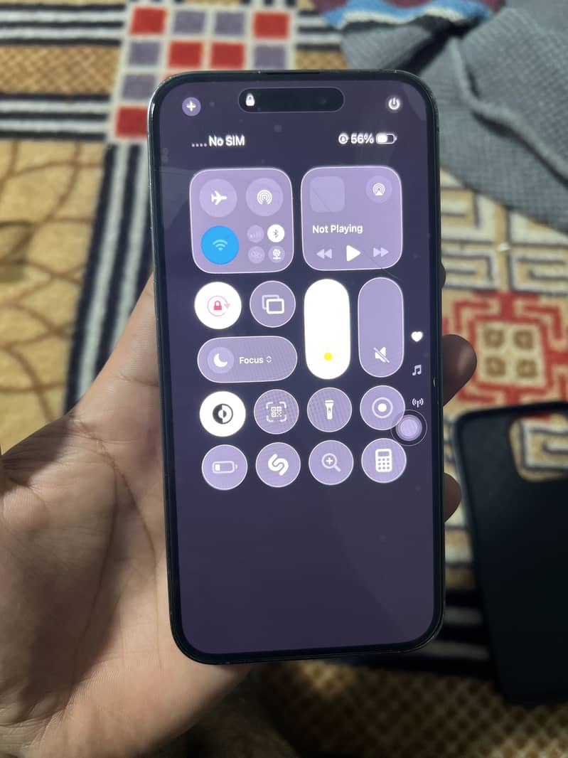 Iphone 14 pro max 4