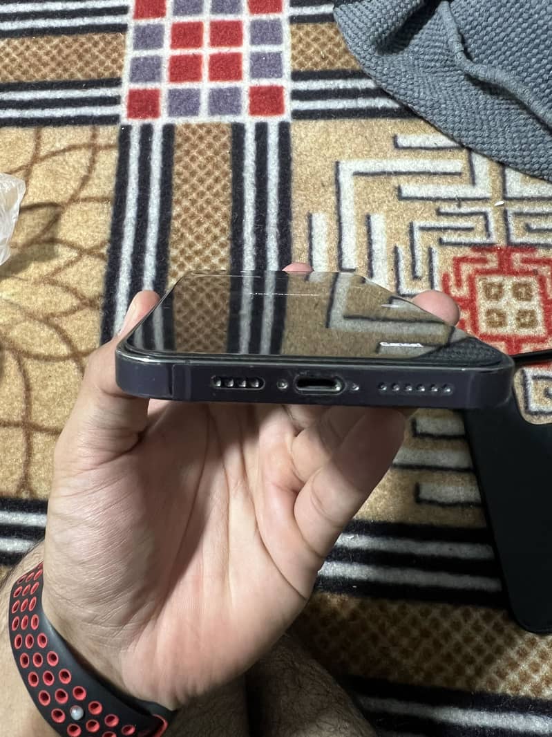 Iphone 14 pro max 6