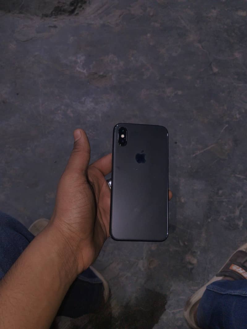 Apple iPhone X 6