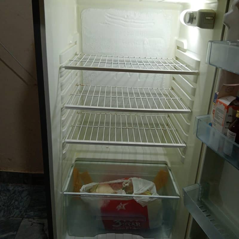 Refrigerator 1