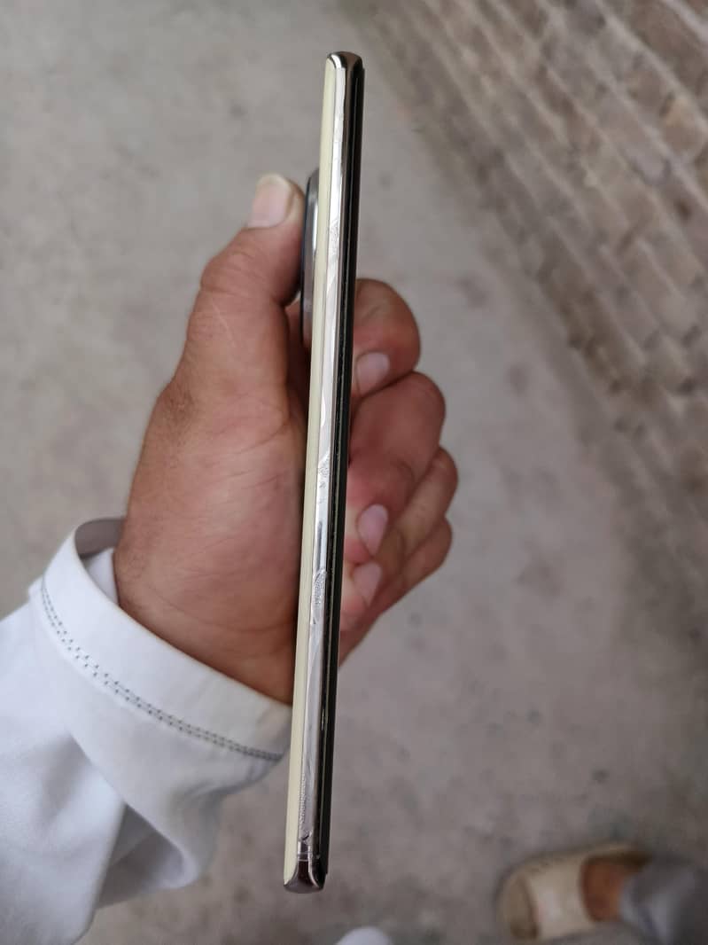 Tecno coman 30 3
