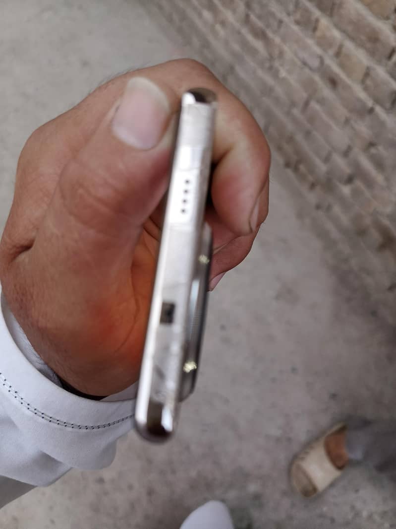 Tecno coman 30 5