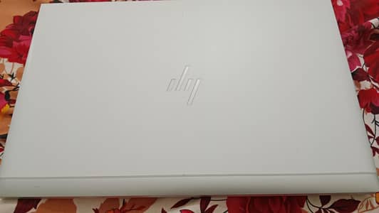 HP 840 G8 16/256