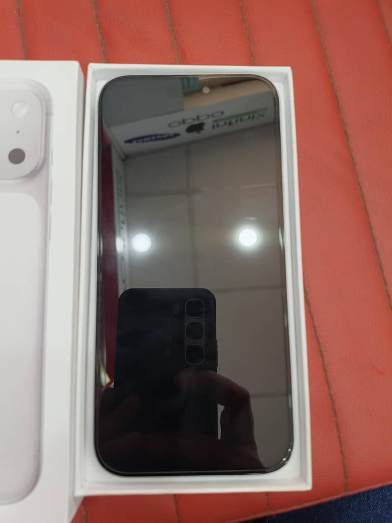 iphone 17 pro max 2