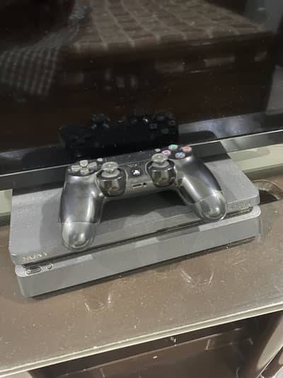 PS4 500GB storage with original controller