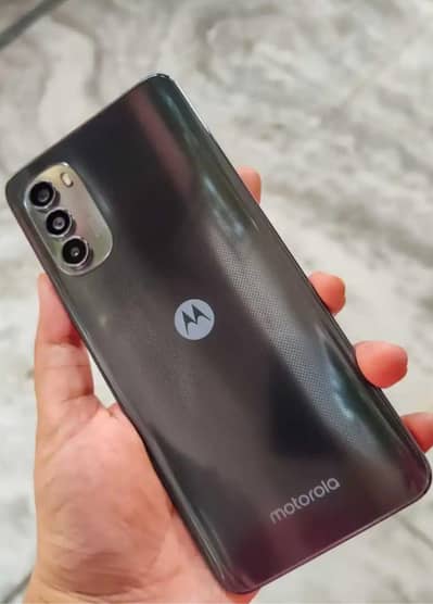 Motorola g82 6/128 only set AMOLED  display