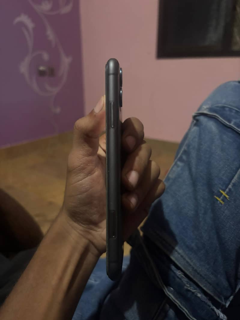 Iphone 11 4
