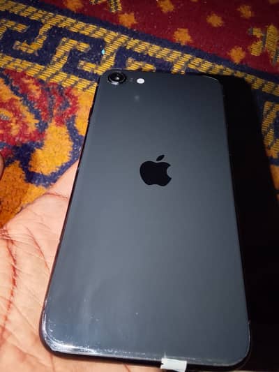 iPhone SE 2022