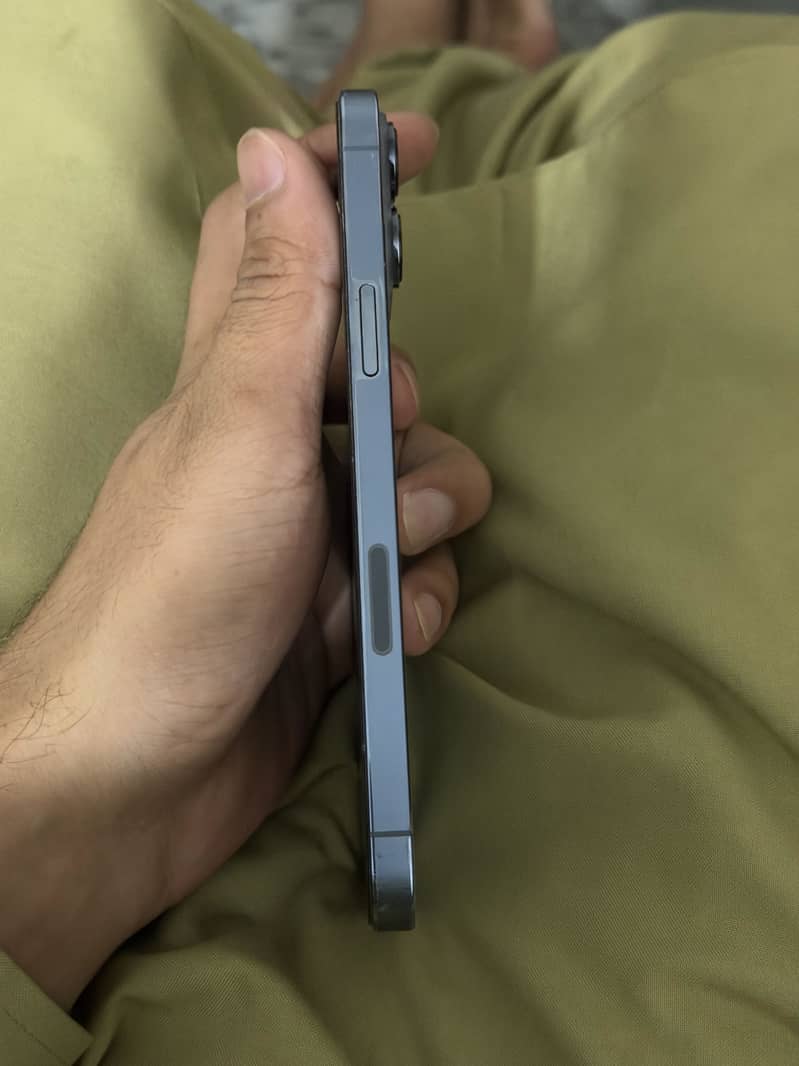 Iphone 13 pro max 2