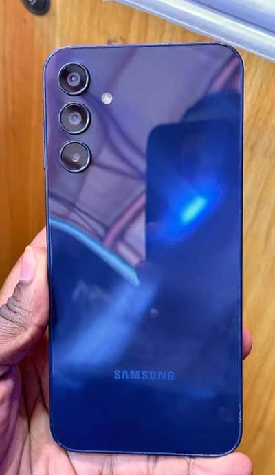 samsung A15 all ok pta official aproved double no dot no shade alll ok