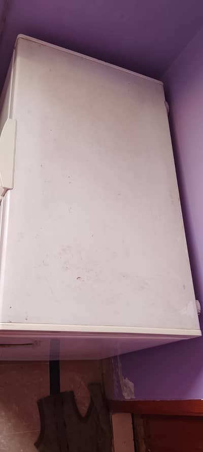 Deep freezer