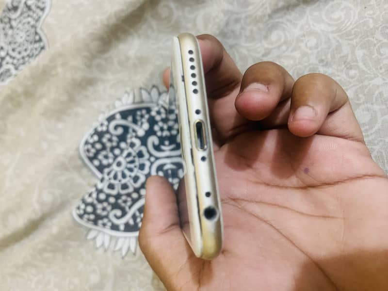 IPHONE 6 4