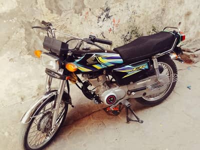 honda 125 2023 model  urgent sale total guensin ha
