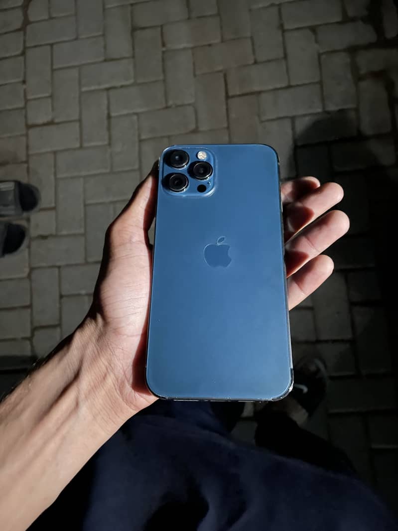 Iphone 12 pro max 0