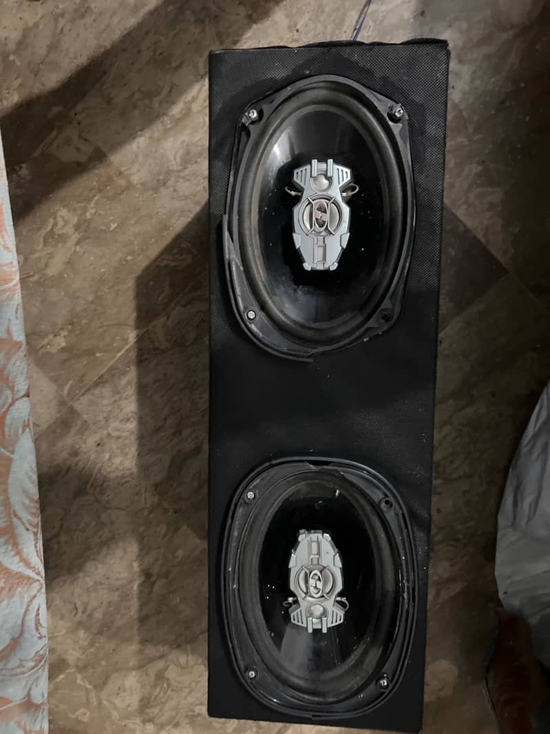 Car buffer and speaker 3
