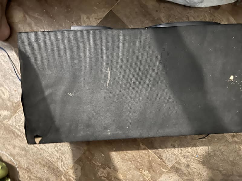 Car buffer and speaker 4