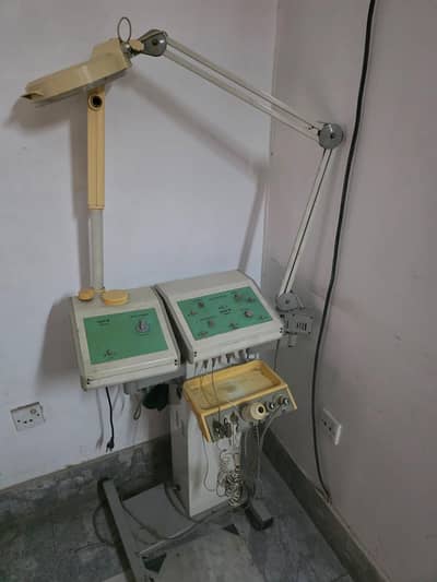 7 in 1 Skin Station