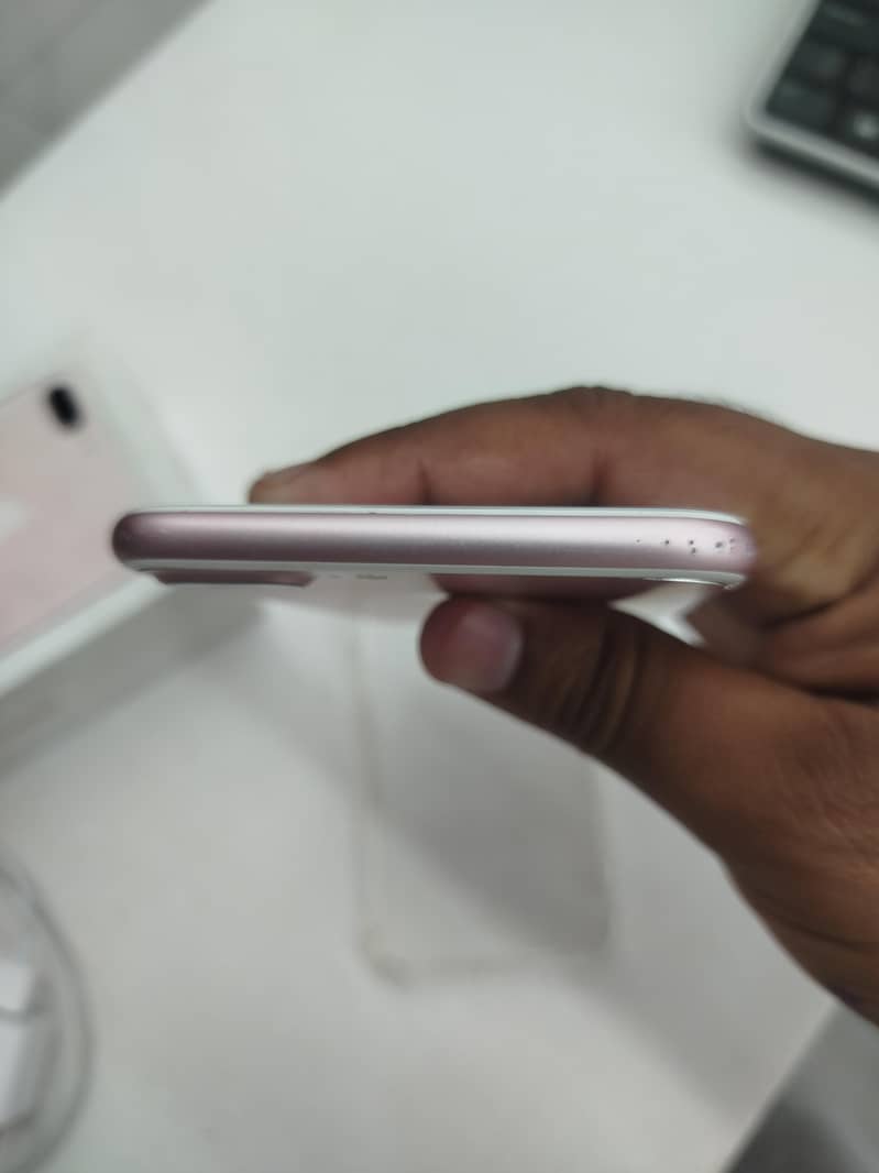 iPhone 7plus 4