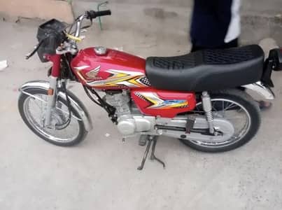 Honda 125 25 model good condition