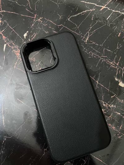 Iphone 16 Pro Covers